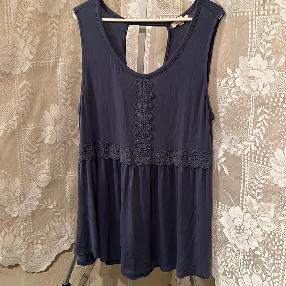 Lace detail tank